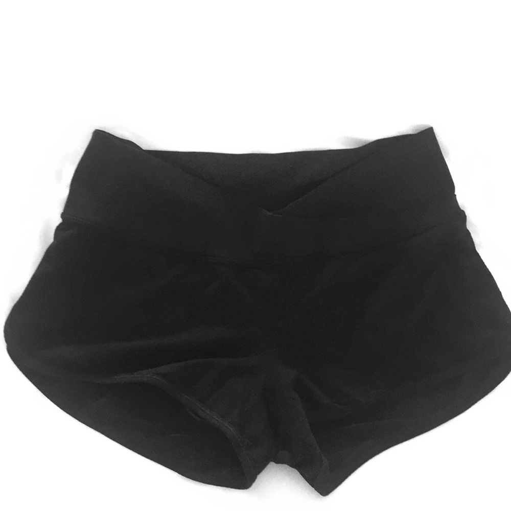 Lululemon Black Short Size 4